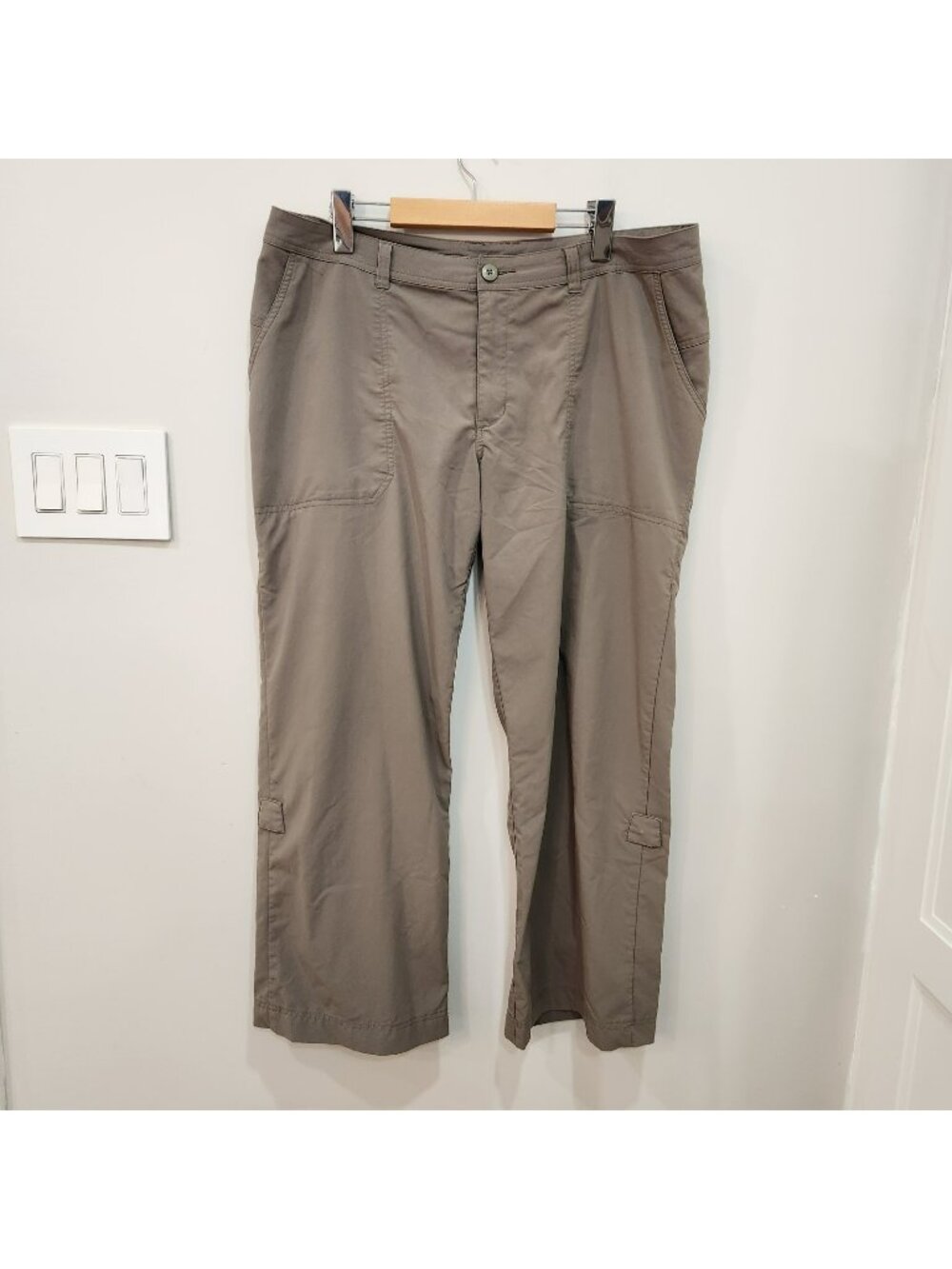 Patagonia Pants Womens 14 Gray Quandary Pants Stretch Nylon Hiking Outdoor Zip
